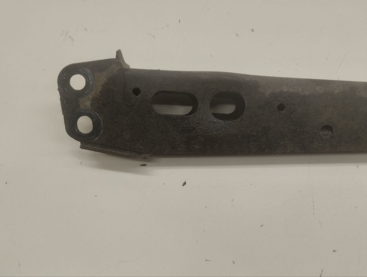 Балка передняя продольная Toyota Auris (E150) 2006-2012