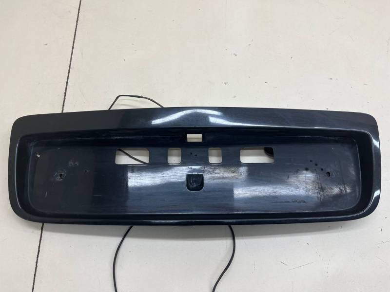 Накладка крышки багажника Nissan Primera (P12) 2002-2007 Накладка крышки багажника Nissan Primera (P12) 2002-2007