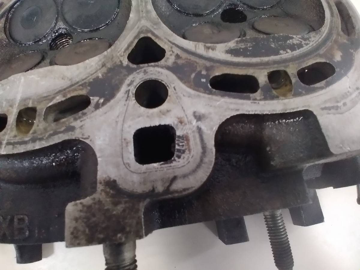Головка блока цилиндров Ford Fusion (JU) 2002-2012 Головка блока цилиндров Ford Fusion (JU) 2002-2012