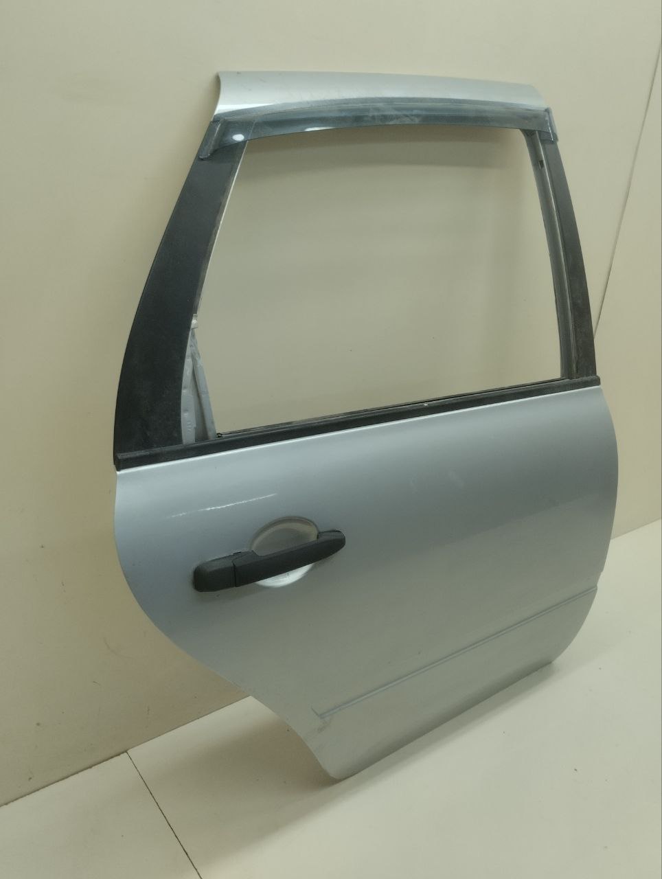 Дверь задняя правая Lada Granta 2011>