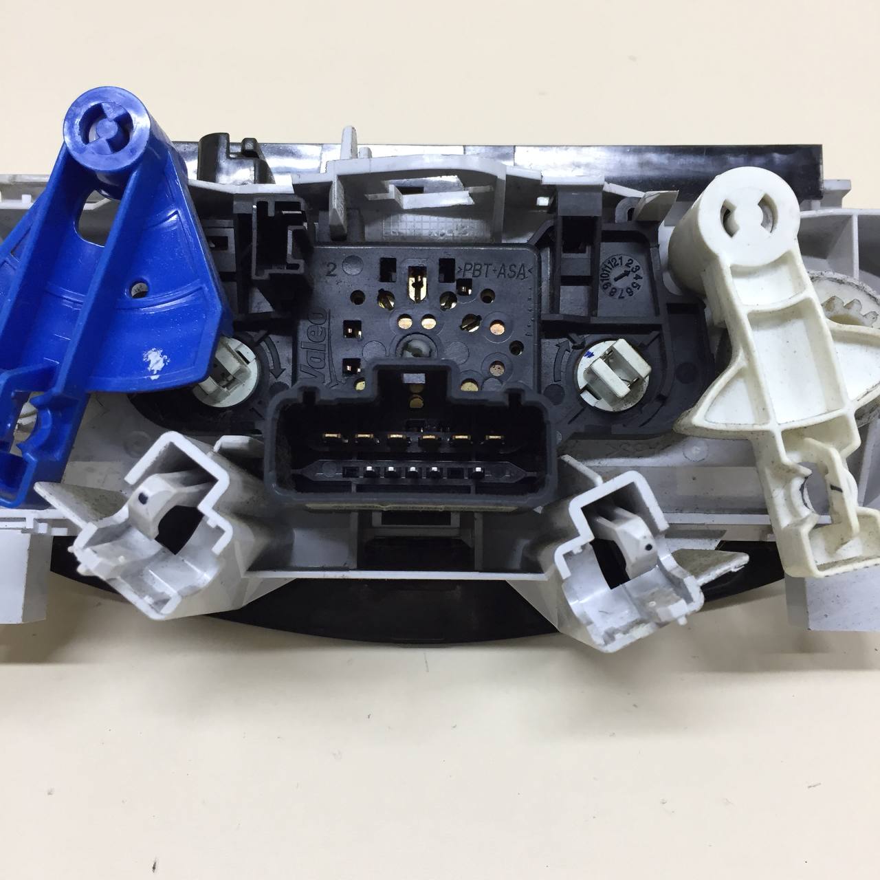 Блок управления отопителем Renault Duster (HSA, HSM) 2012>