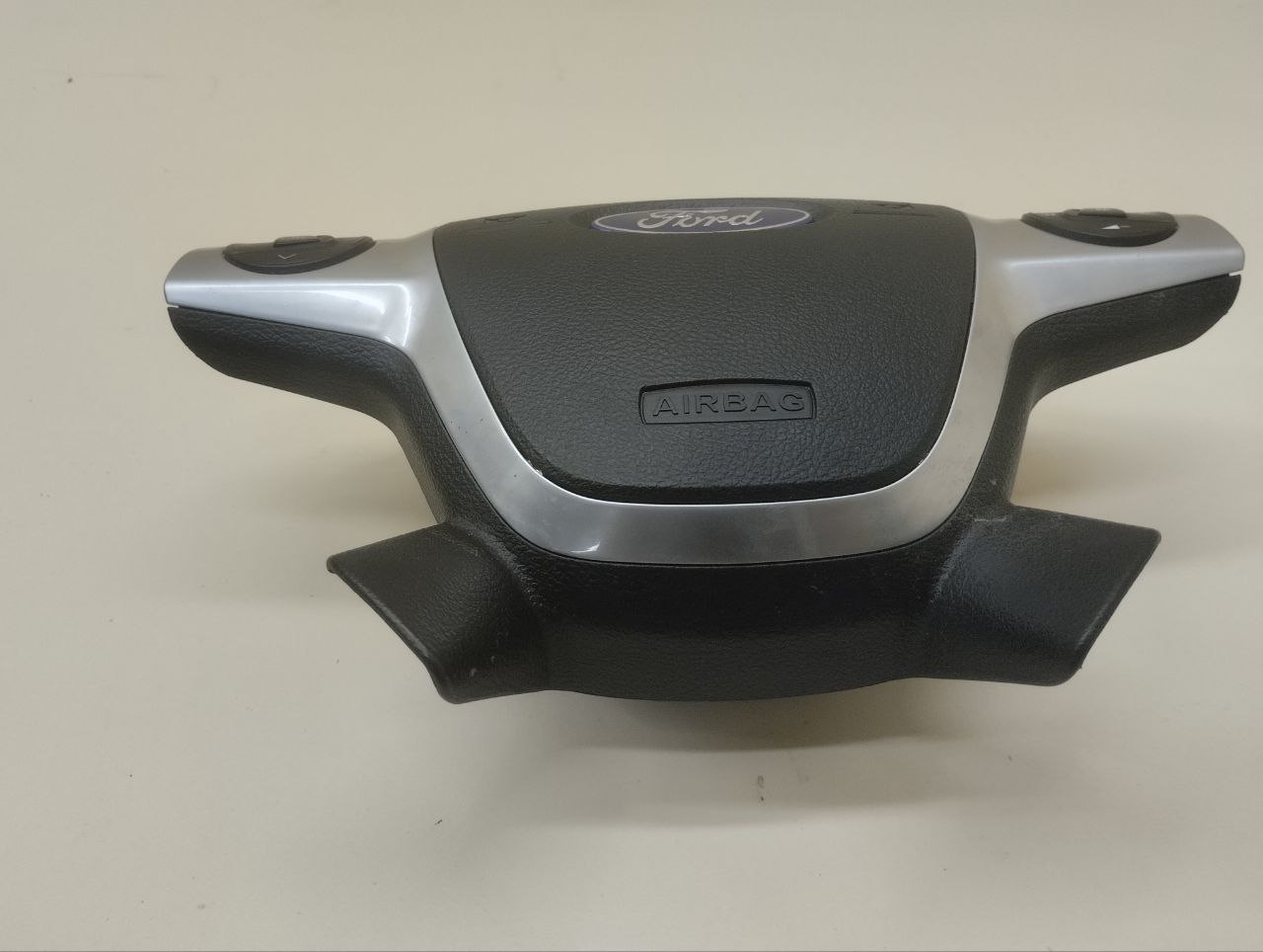 Подушка безопасности в рулевое колесо Ford Focus 3 2011>
