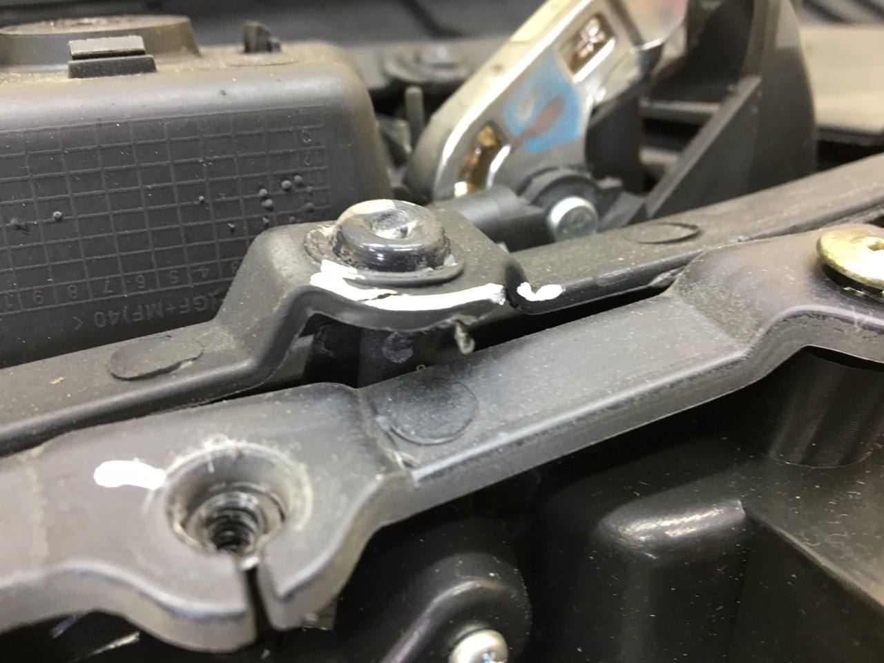 Обшивка двери передней левой Chevrolet Cruze (J300) 2009-2016