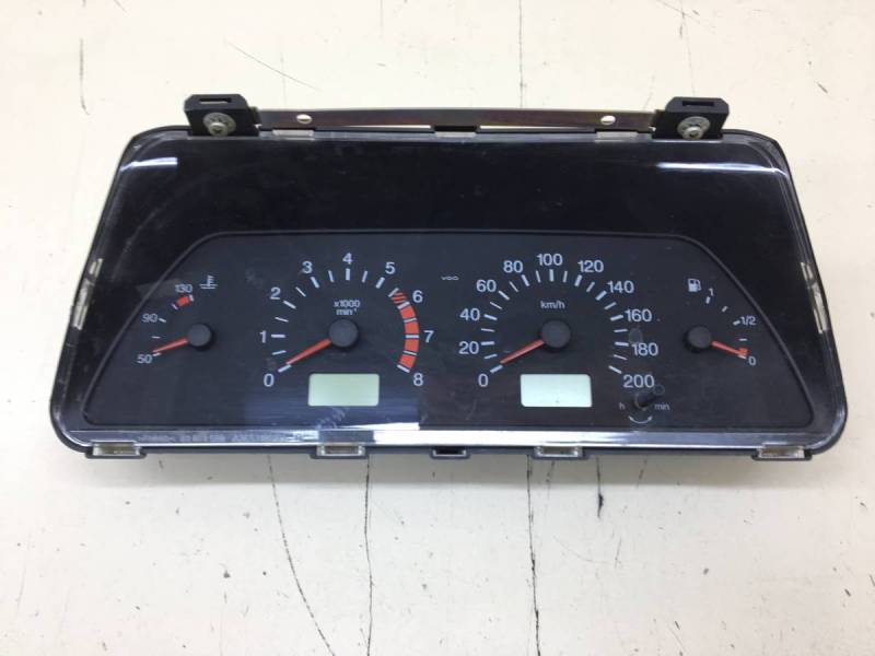 Панель приборов Chevrolet Niva 2002-2009