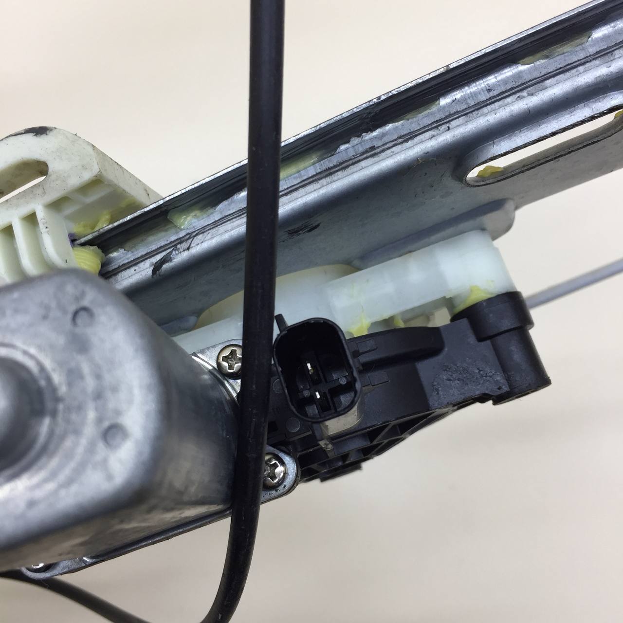 Стеклоподъемник электр. передний левый Jetour Dashing 2022>