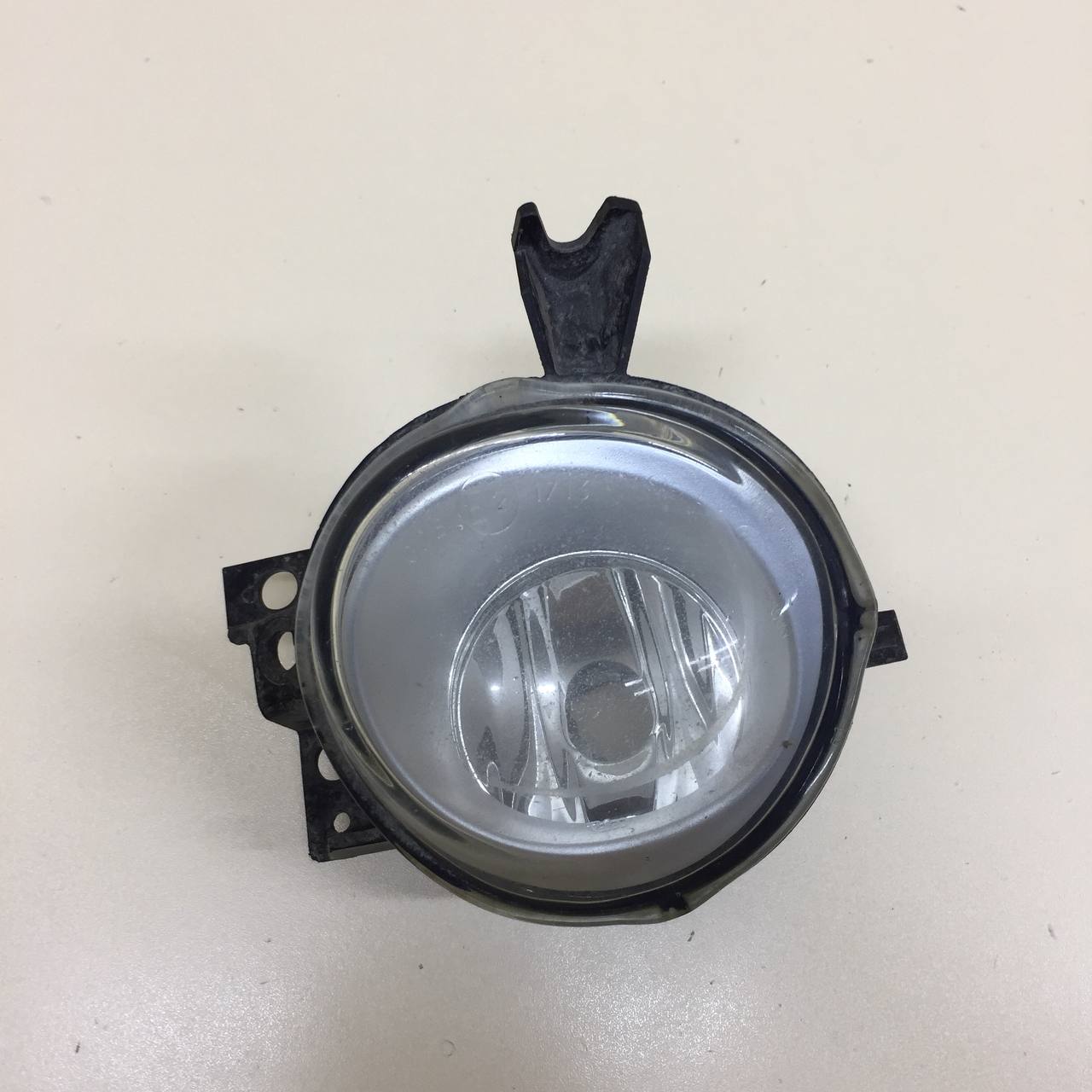 Фара противотуманная левая Volkswagen Touareg (7L) 2002-2010