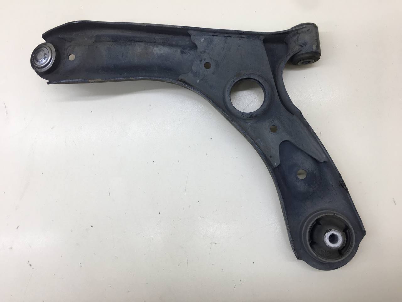 Рычаг передний правый Hyundai Elantra (CN7) 2020>