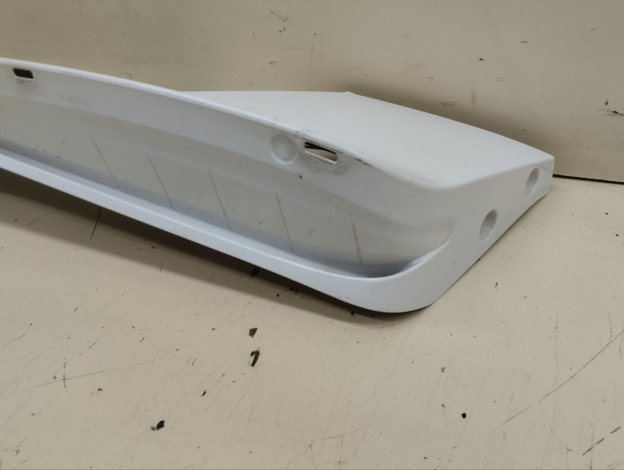 Накладка крышки багажника Ford Mondeo 4 2007-2015 Накладка крышки багажника Ford Mondeo 4 2007-2015