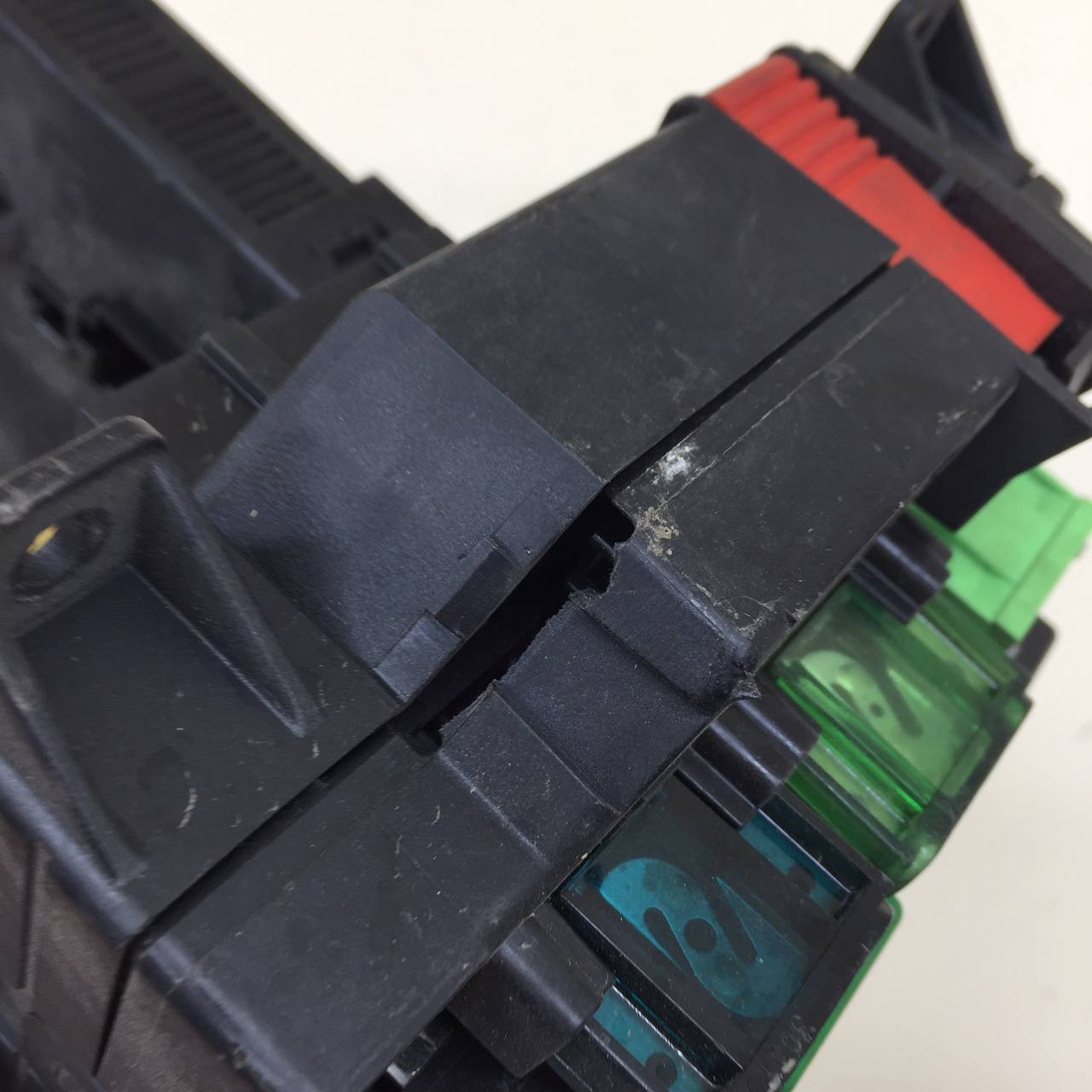 Блок предохранителей Mercedes-Benz S-Class (W221) 2005-2013