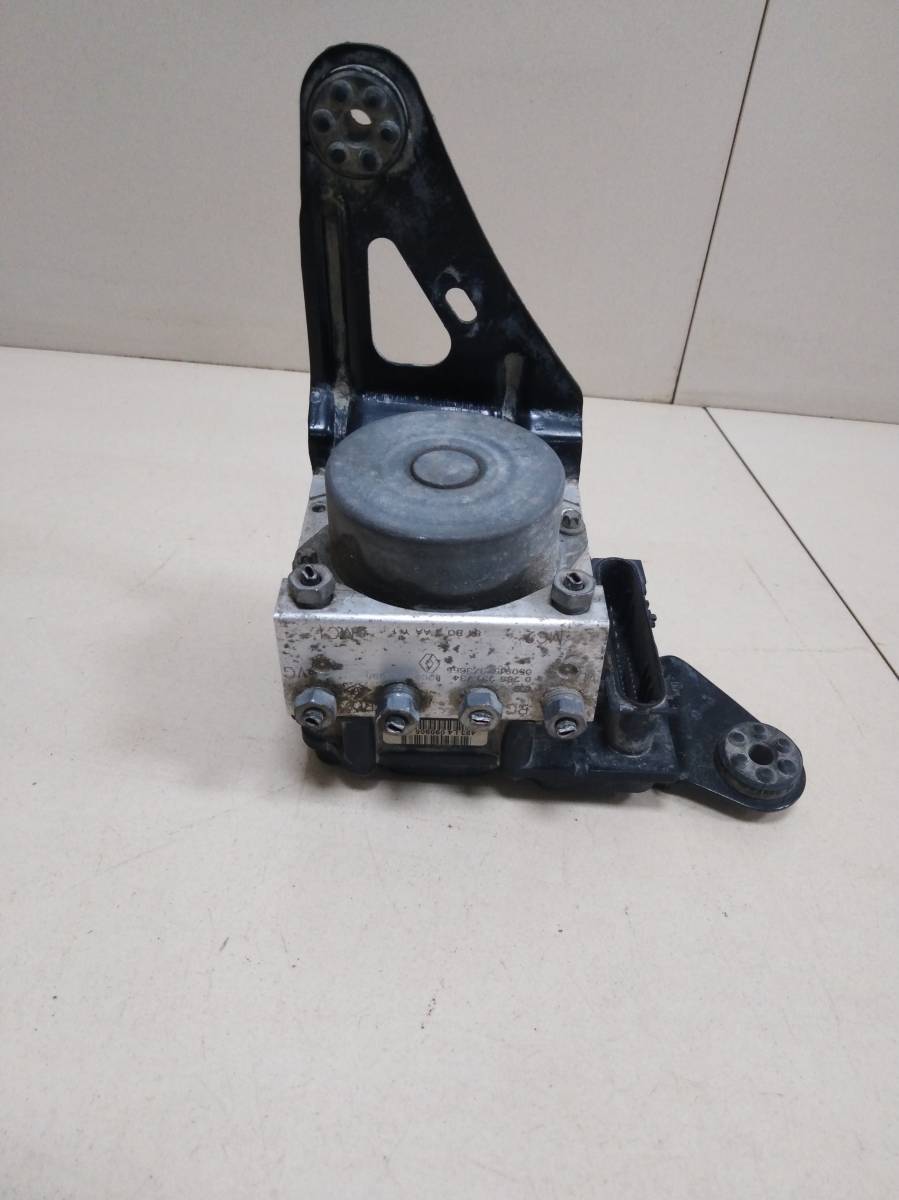 Блок ABS (насос) Renault Megane (2) 2002-2009
