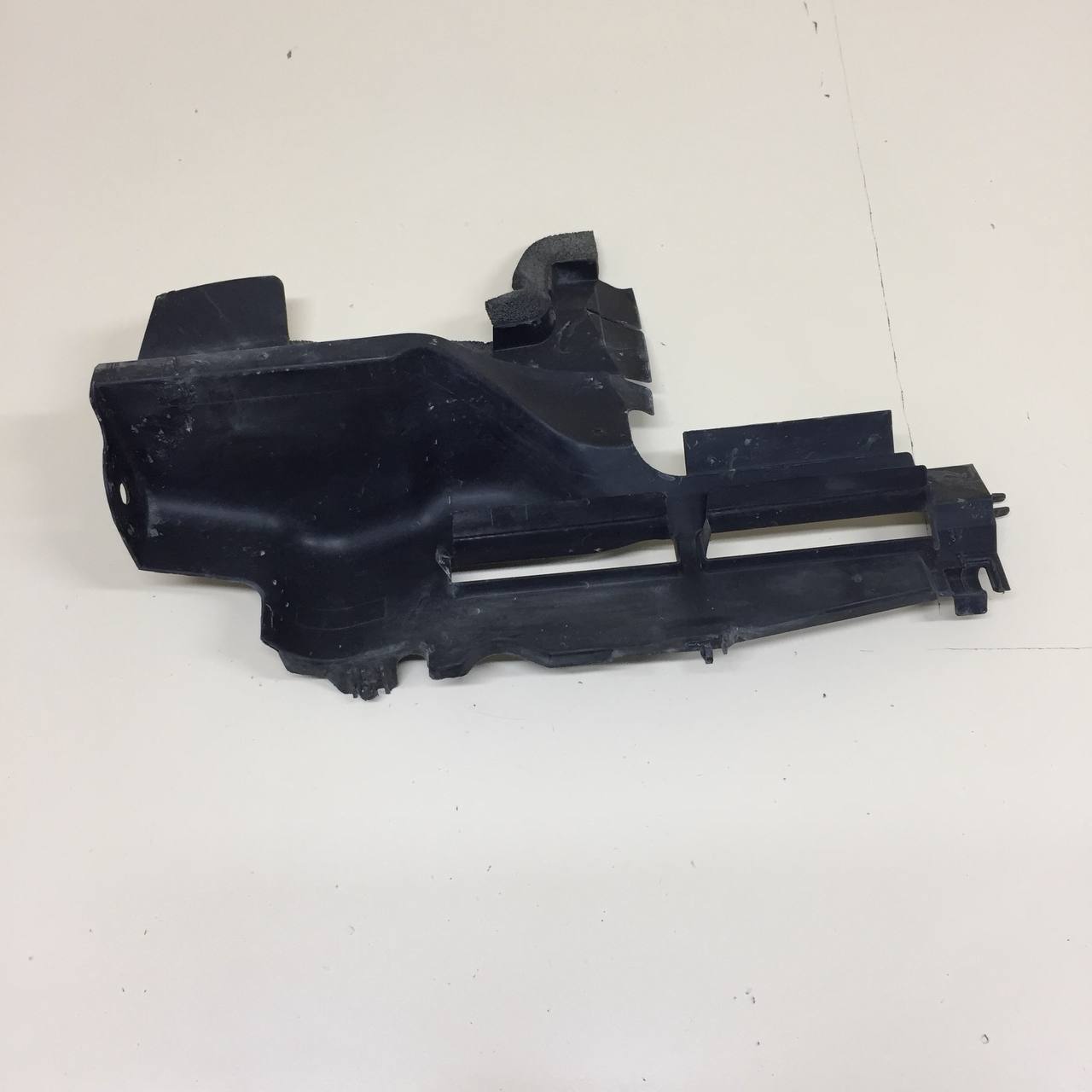 Воздуховод радиатора Toyota Rav 4 (XA40) 2013-2019 Воздуховод радиатора Toyota Rav 4 (XA40) 2013-2019