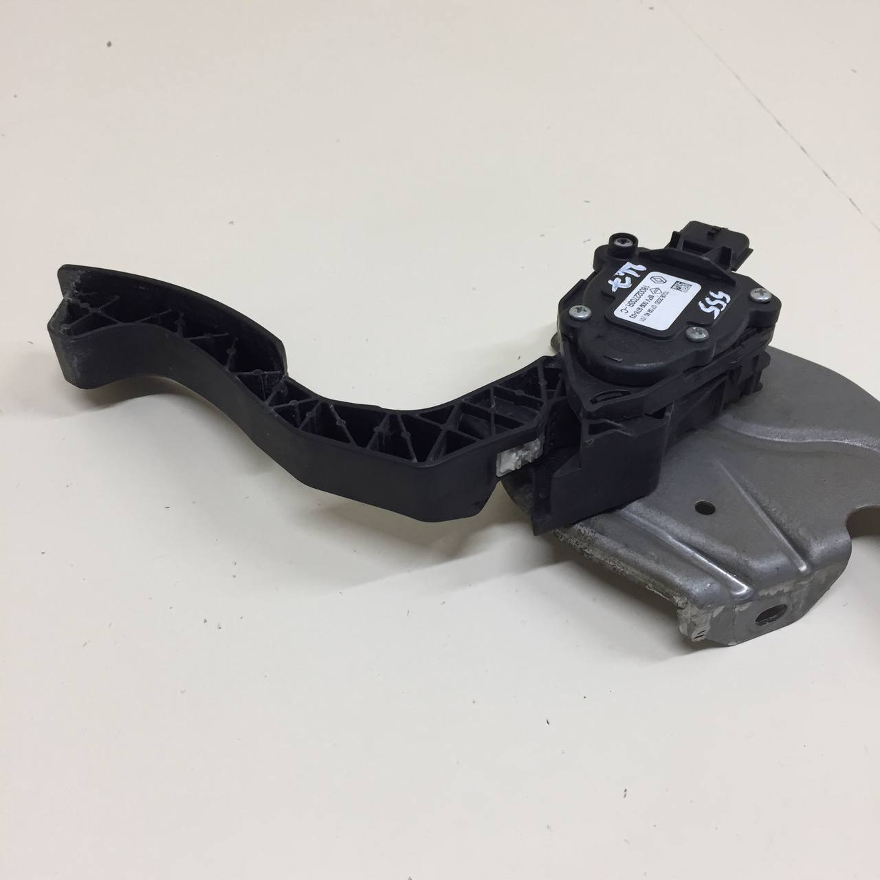 Педаль газа Renault Sandero Stepway (5S) 2014-2022