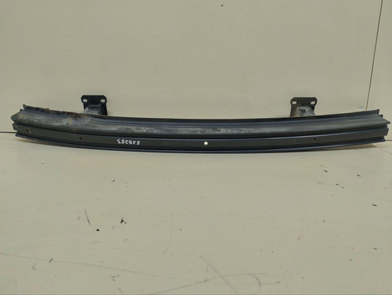 Усилитель переднего бампера Land Rover Discovery 3 (L319) 2004-2009 Усилитель переднего бампера Land Rover Discovery 3 (L319) 2004-2009