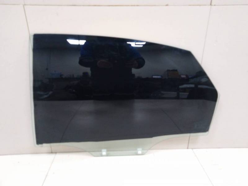 Стекло двери задней левой Daewoo Gentra 2013-2015