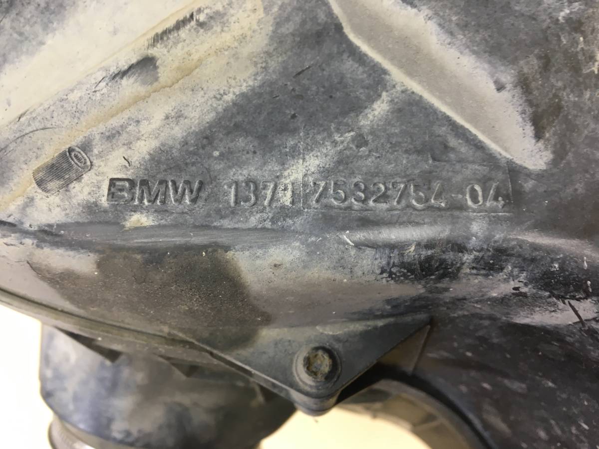 Корпус воздушного фильтра BMW 1-series E87/E81 2004-2011