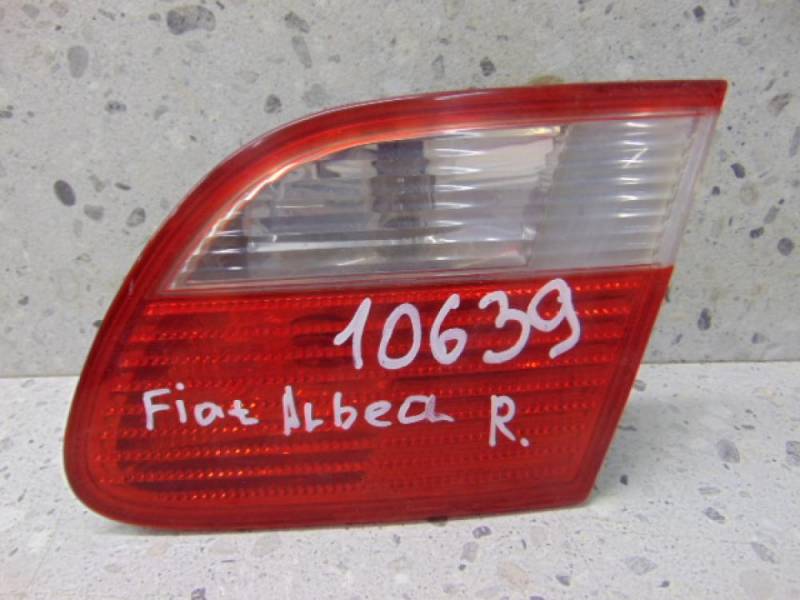 Фонарь задний внутренний правый Fiat Albea 2002-2012
