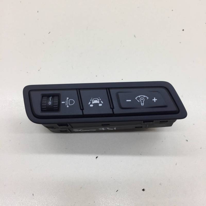Блок кнопок Hyundai Sonata 7 (LF) 2017-2019 Блок кнопок Hyundai Sonata 7 (LF) 2017-2019