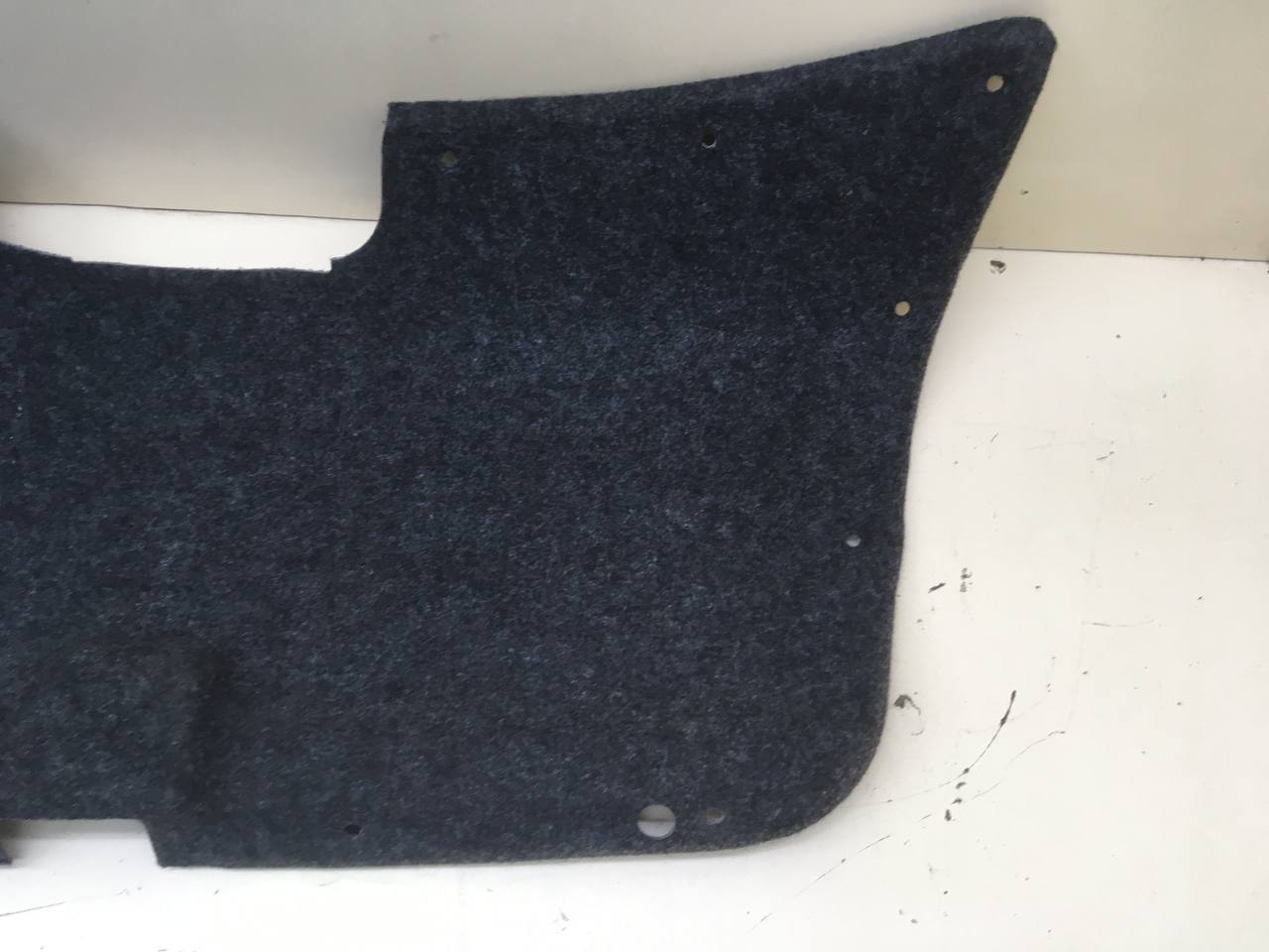 Обшивка двери багажника Skoda Rapid 2012-2020