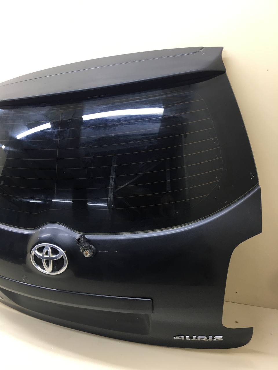 Дверь багажника со стеклом Toyota Auris (E150) 2006-2012
