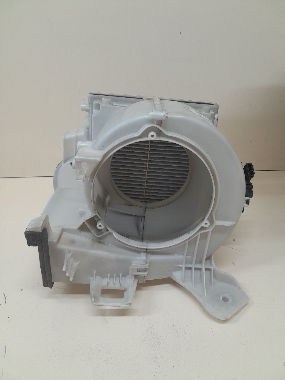 Корпус отопителя Mazda Mazda 3 (BM) 2013-2016 Корпус отопителя Mazda Mazda 3 (BM) 2013-2016