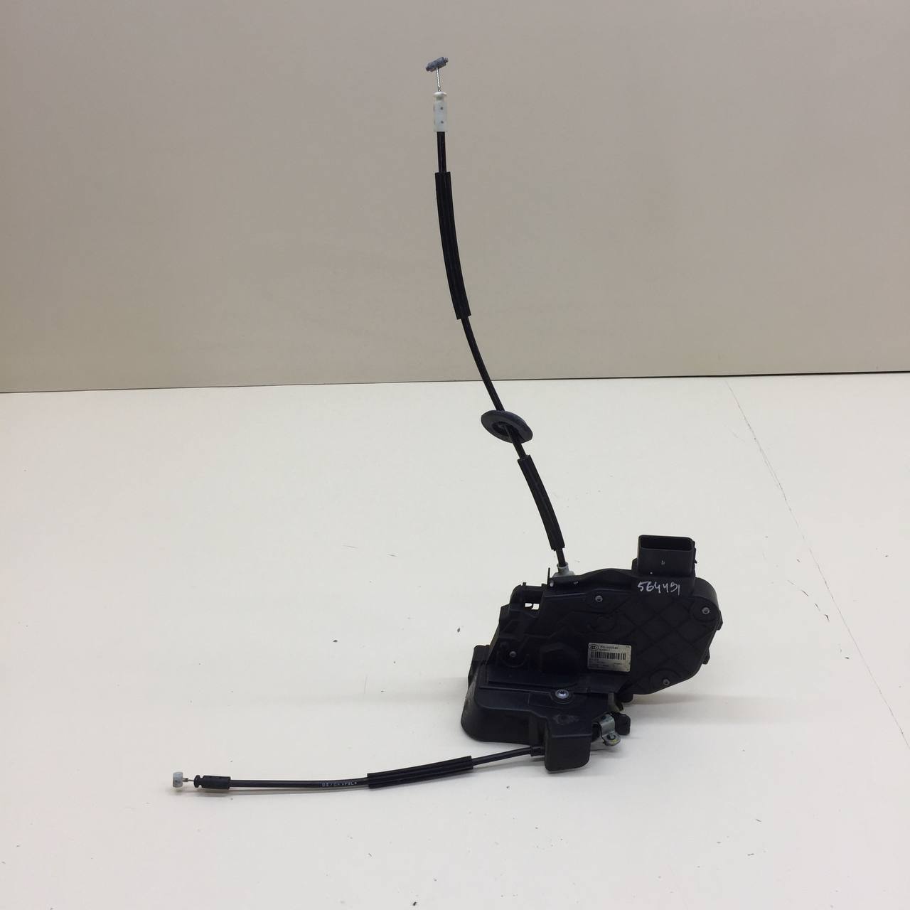 Замок двери передней правой Land Rover Range Rover Sport 2005-2012