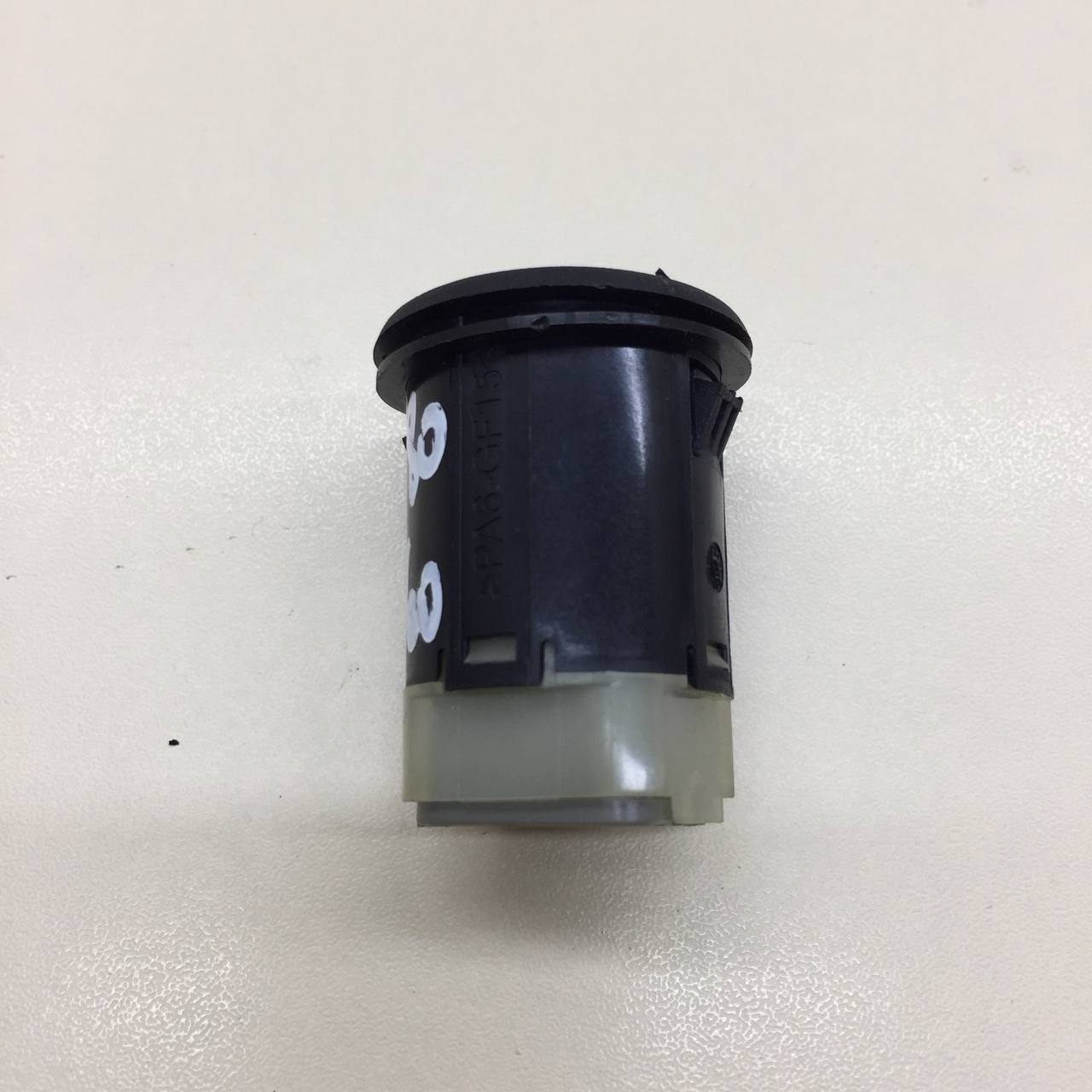 Разъем (USB AUX) Nissan X-Trail (T31) 2007-2014 Разъем (USB AUX) Nissan X-Trail (T31) 2007-2014