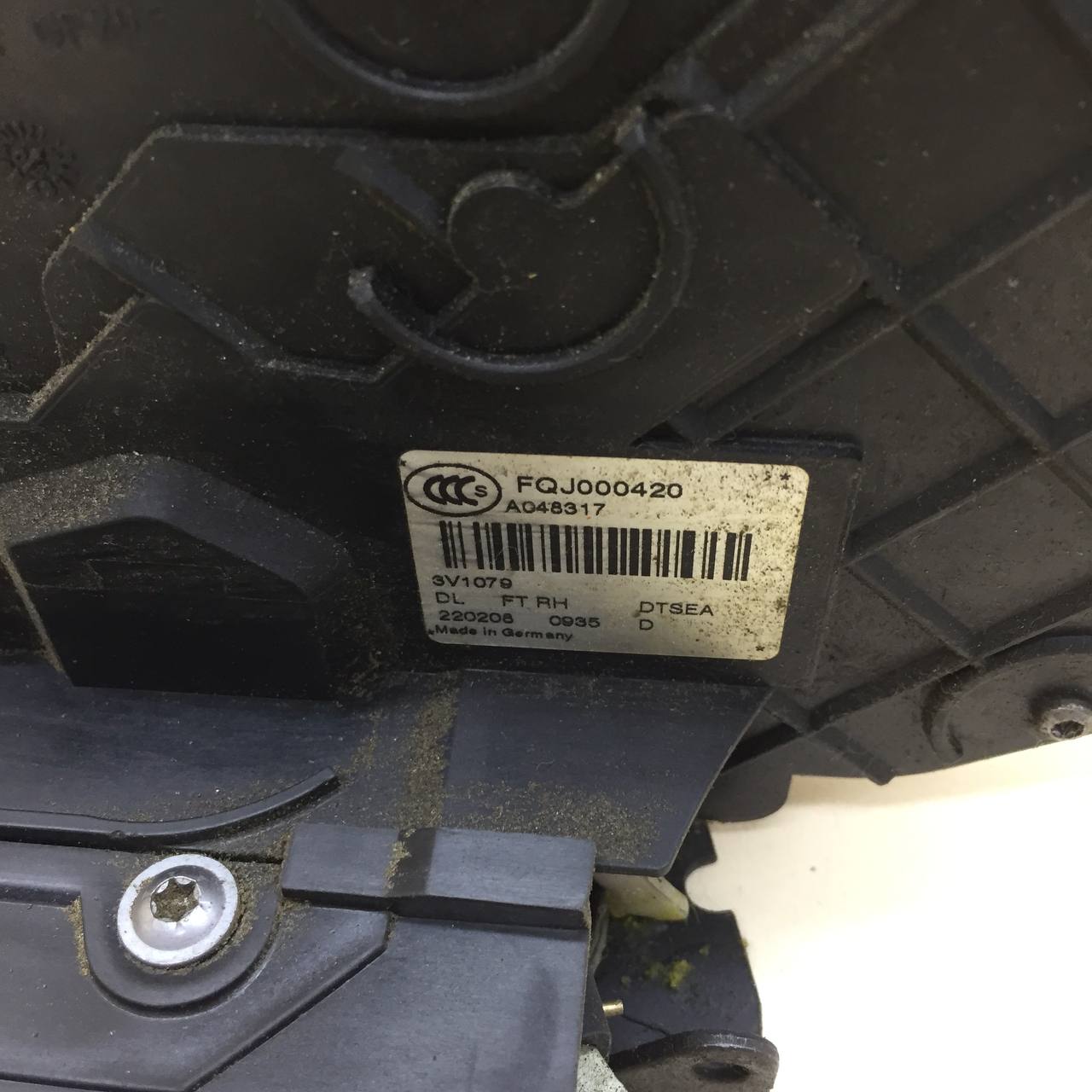 Замок двери передней правой Land Rover Range Rover Sport 2005-2012