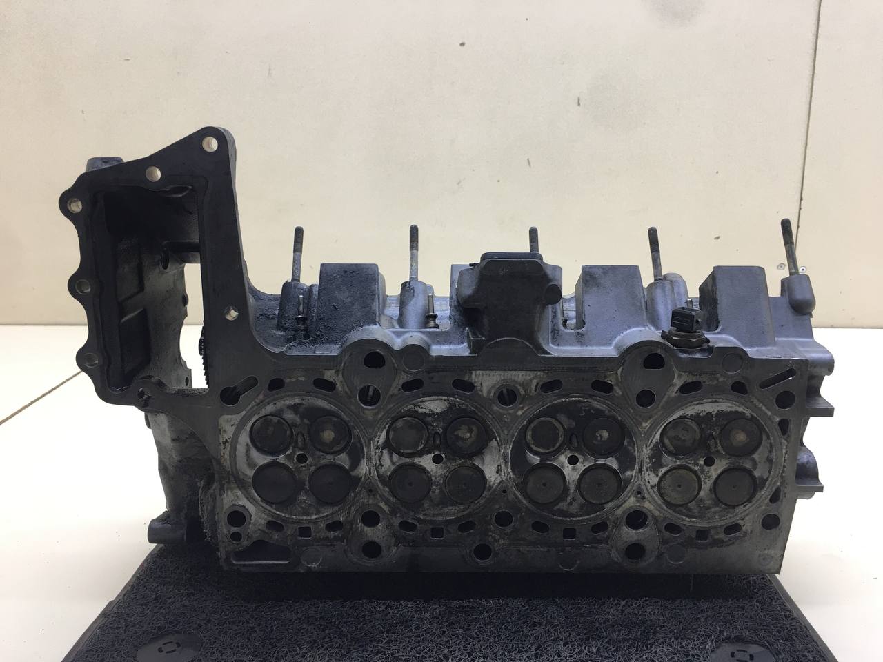 Головка блока цилиндров BMW 3-series E90/E91 2005-2011