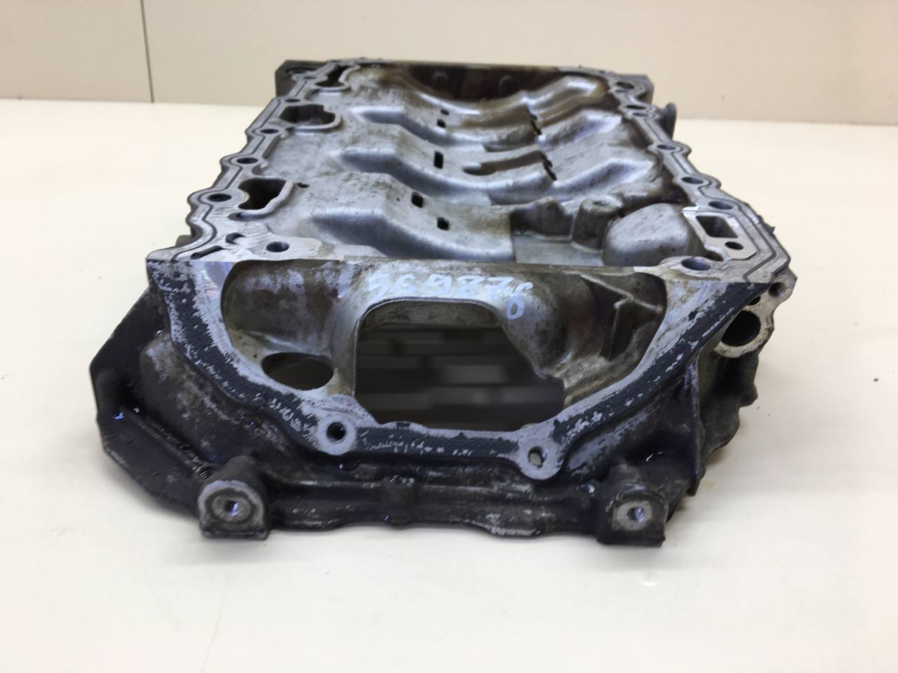 Поддон масляный двигателя Volkswagen Passat B7 2011-2015