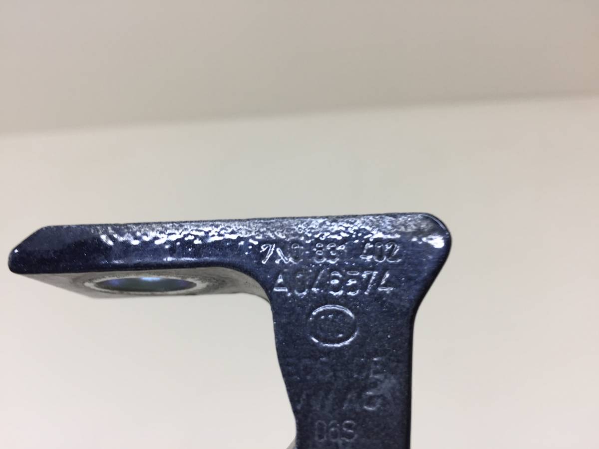 Петля двери Volkswagen Polo (MK5) 2011-2020