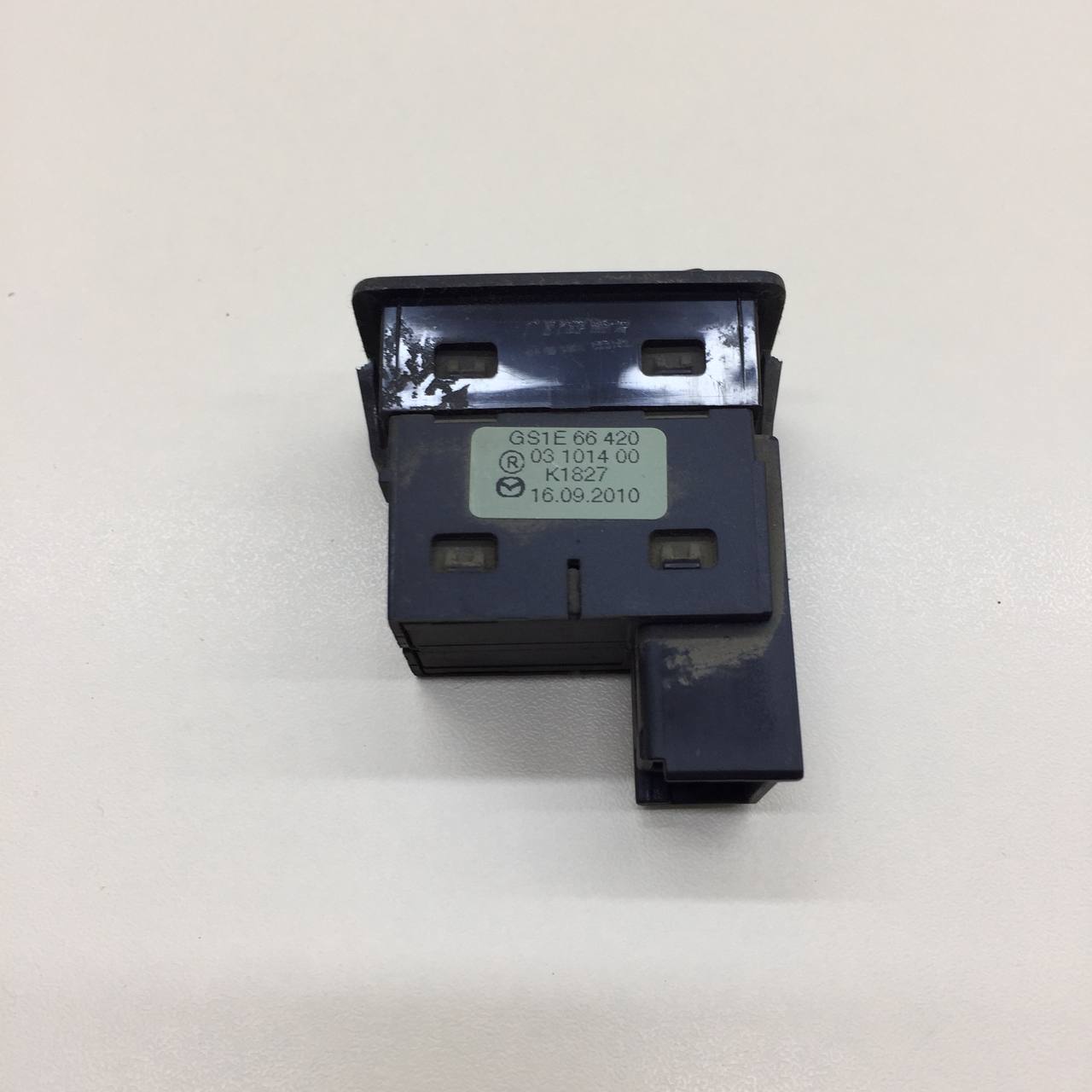 Кнопка обогрева сидений Mazda Mazda 6 (GH) 2007-2012