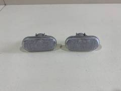 Повторитель на крыло Lada Largus 2012>