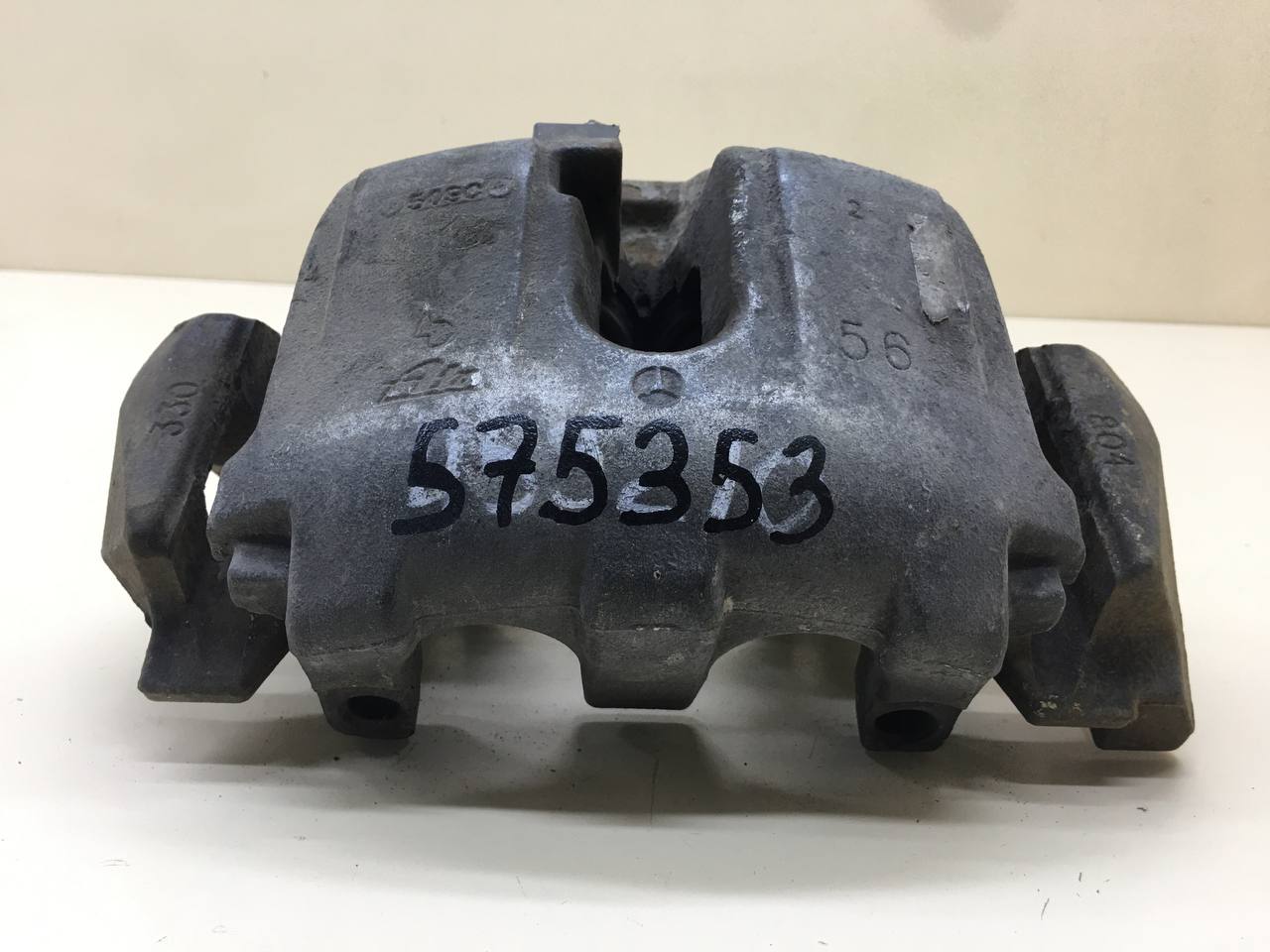 Суппорт передний правый Mercedes-Benz M-Class (W164) 2005-2011 Суппорт передний правый Mercedes-Benz M-Class (W164) 2005-2011