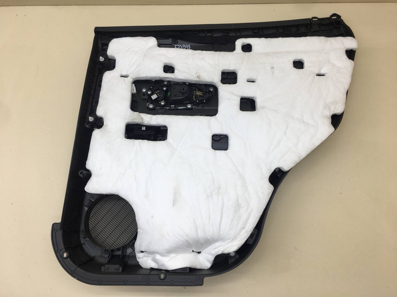 Обшивка двери задней левой Jetour Dashing 2022>