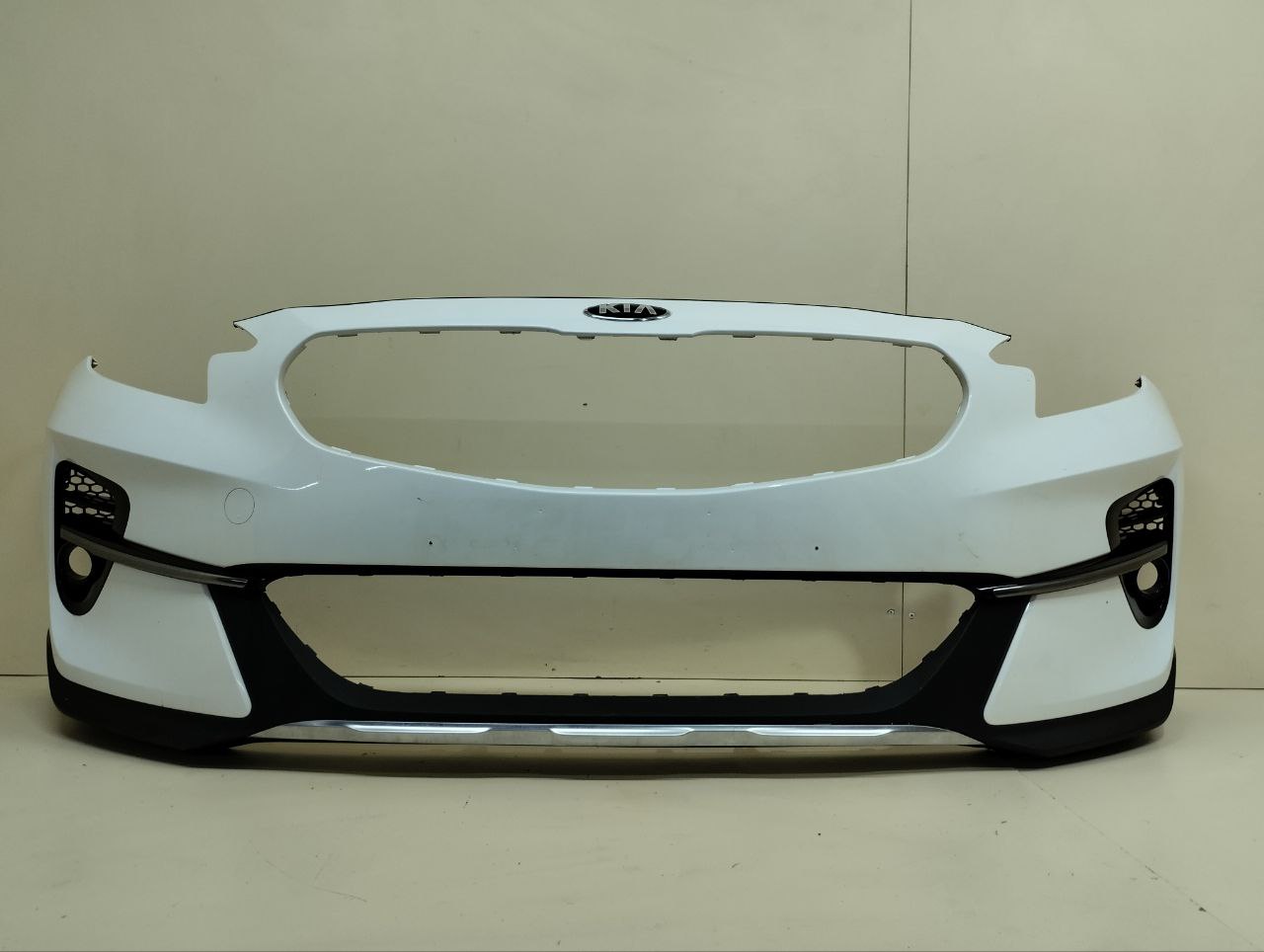 Бампер передний Kia Xceed 2019-2023 Бампер передний Kia Xceed 2019-2023