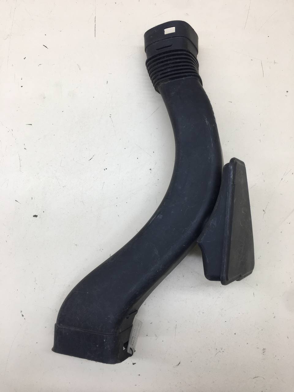 Воздуховод BMW 7-Series F01,F02  2008-2015