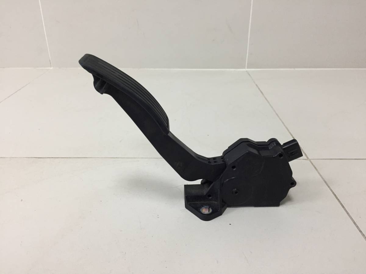 Педаль газа Subaru Impreza (G12) 2007-2012