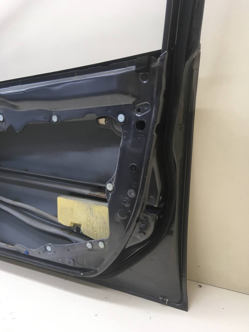 Дверь передняя правая Mazda Mazda 6 (GG) 2002-2007 Дверь передняя правая Mazda Mazda 6 (GG) 2002-2007