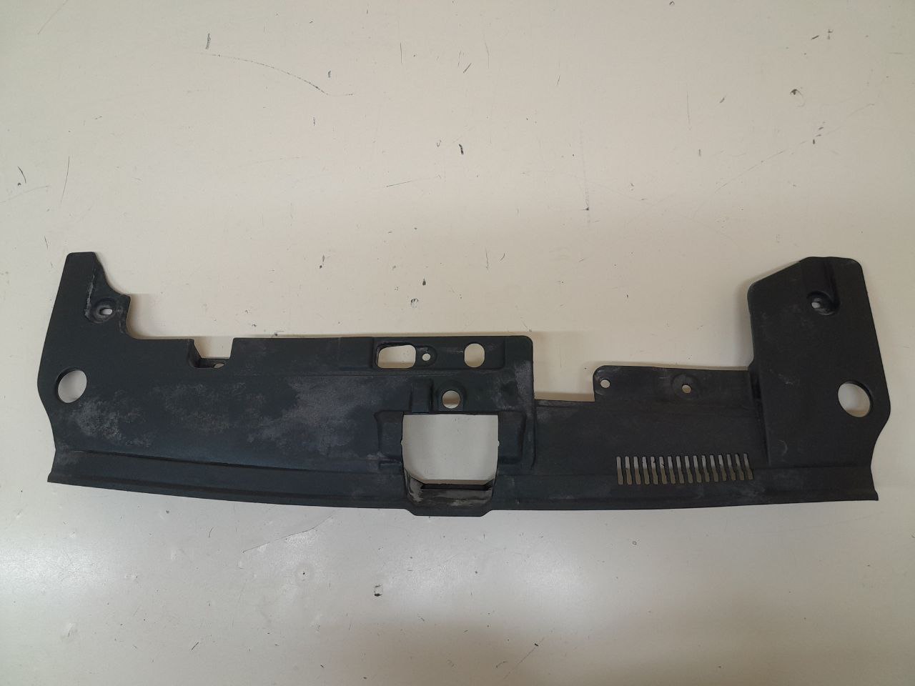 Кожух замка капота Mitsubishi Lancer X (CX, CY) 2007> Кожух замка капота Mitsubishi Lancer X (CX, CY) 2007>