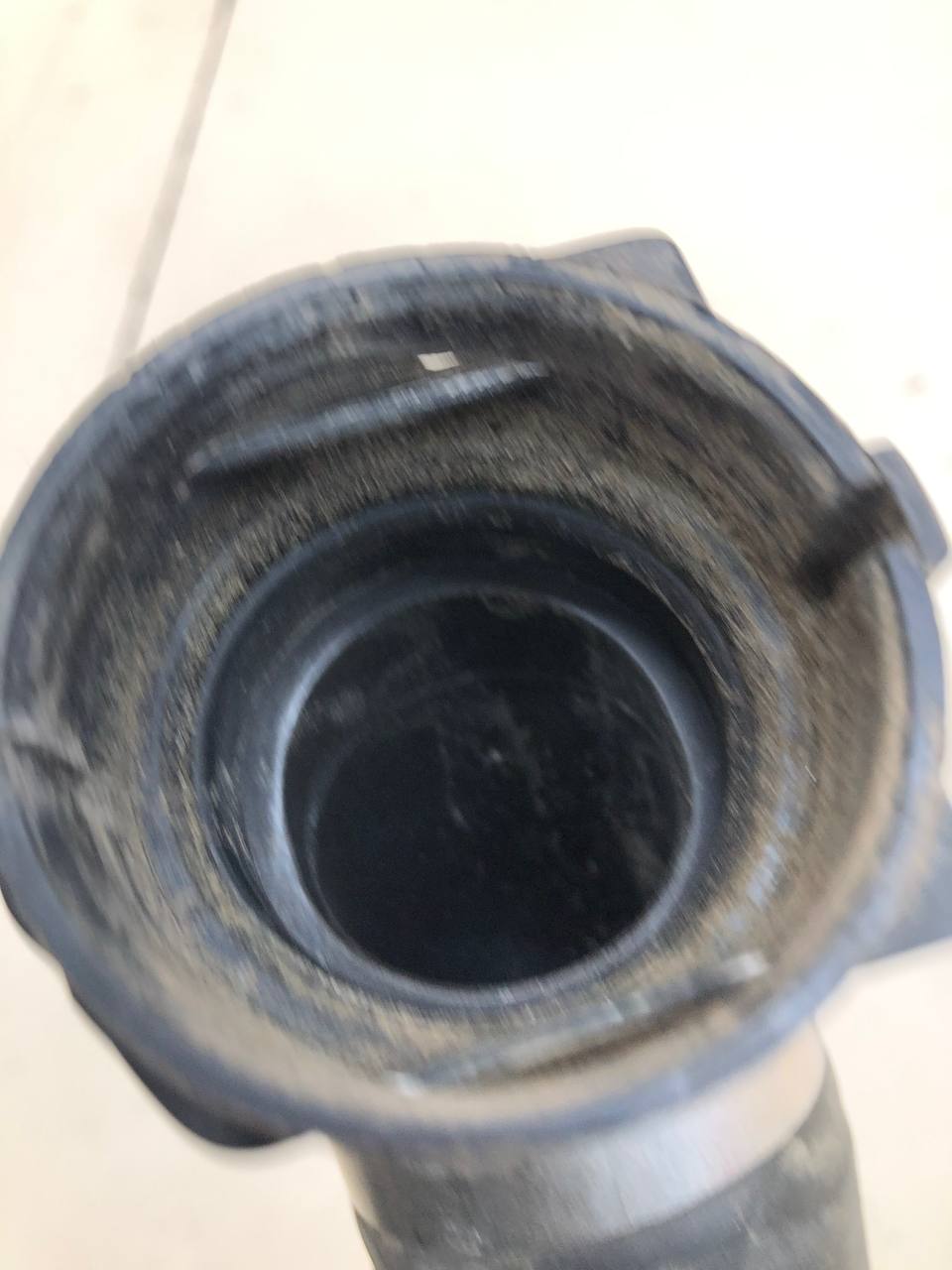 Патрубок радиатора охлаждения Mercedes-Benz C-Class (W205) 2014>