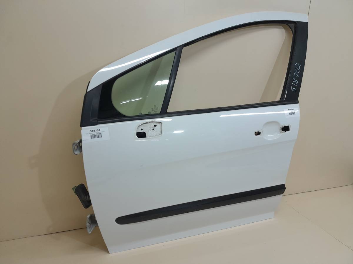 Дверь передняя левая Peugeot 308 2007>