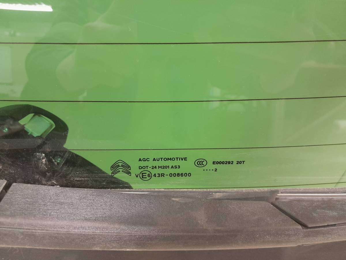 Дверь багажника со стеклом Citroen C4 2011> Дверь багажника со стеклом Citroen C4 2011>