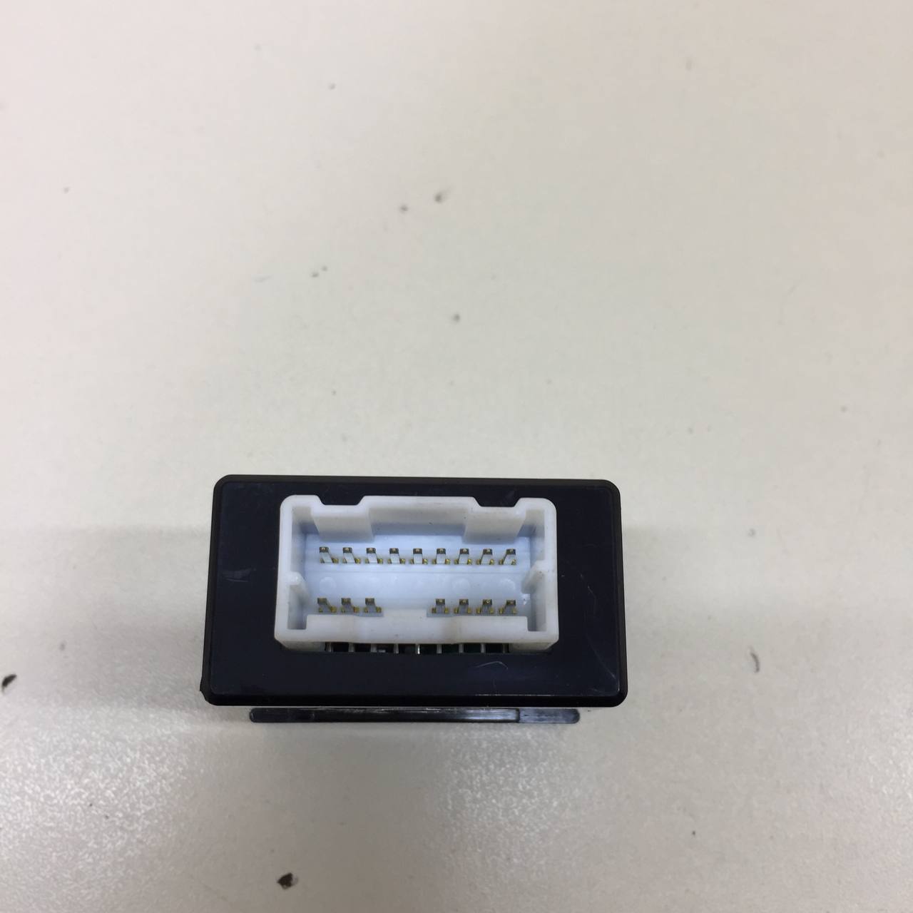 Разъем (USB AUX) Hyundai Solaris (RB) 2010-2017