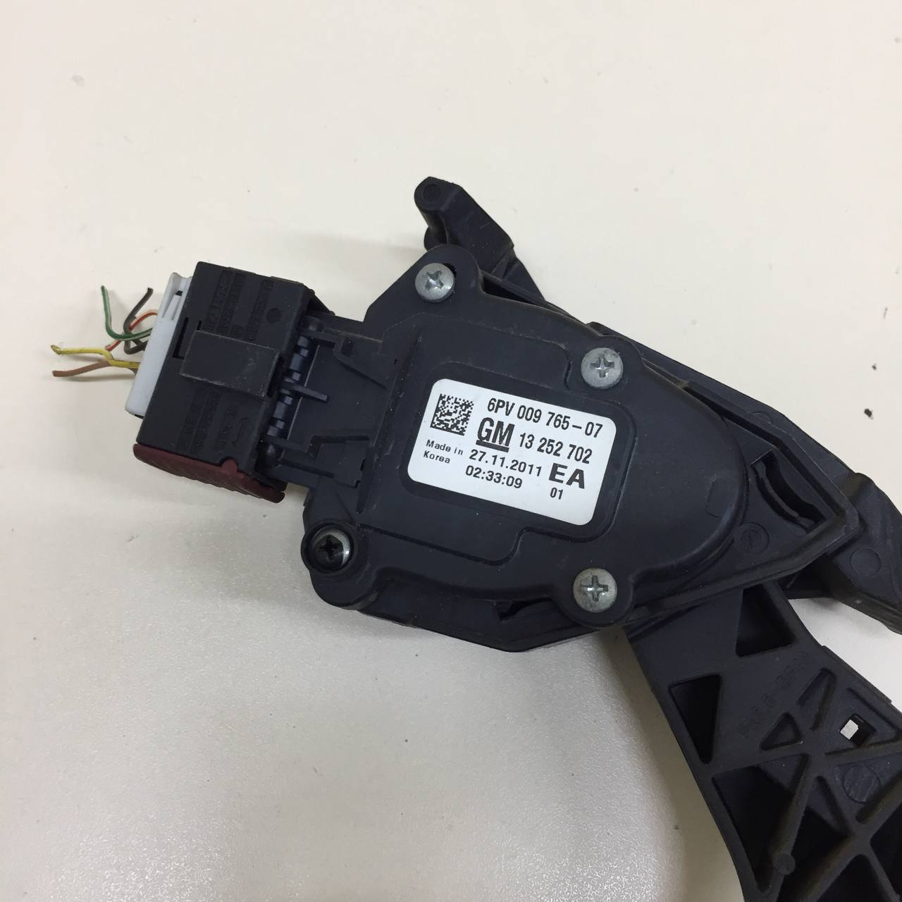 Педаль газа Chevrolet Cruze (J300) 2009-2016