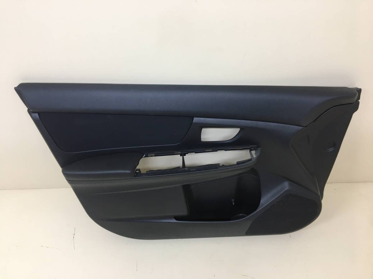 Обшивка двери передней левой Subaru XV (G33,G43) 2011-2017