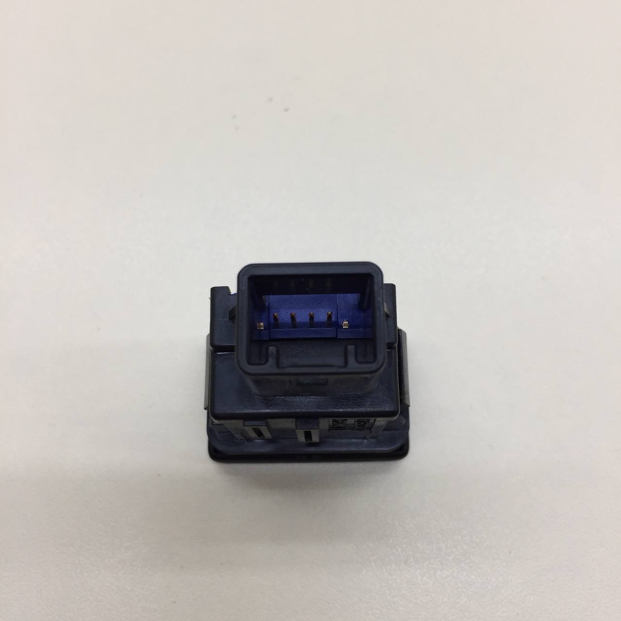 Кнопка блокировки дифференциала Toyota Rav 4 (XA40) 2013-2019