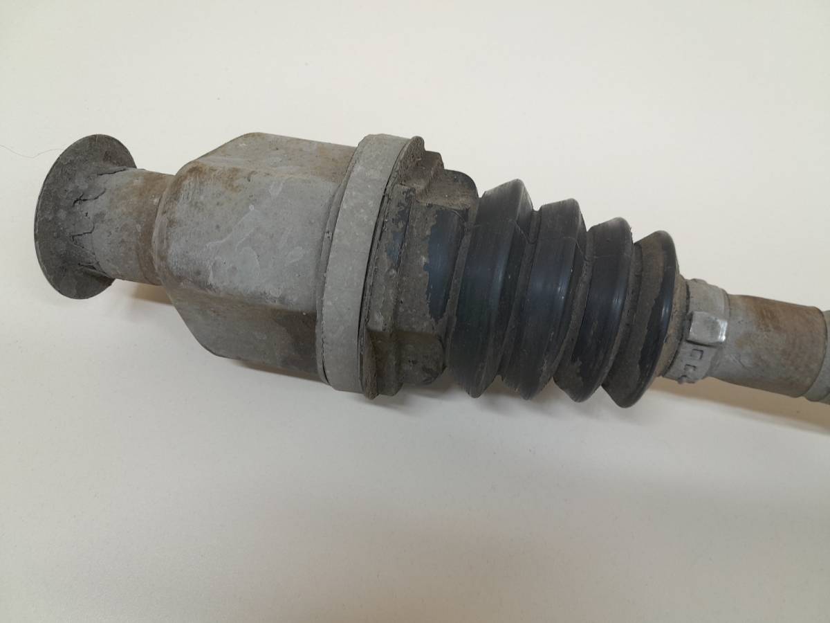 Полуось передняя правая Renault Logan (1) 2005-2014 Полуось передняя правая Renault Logan (1) 2005-2014