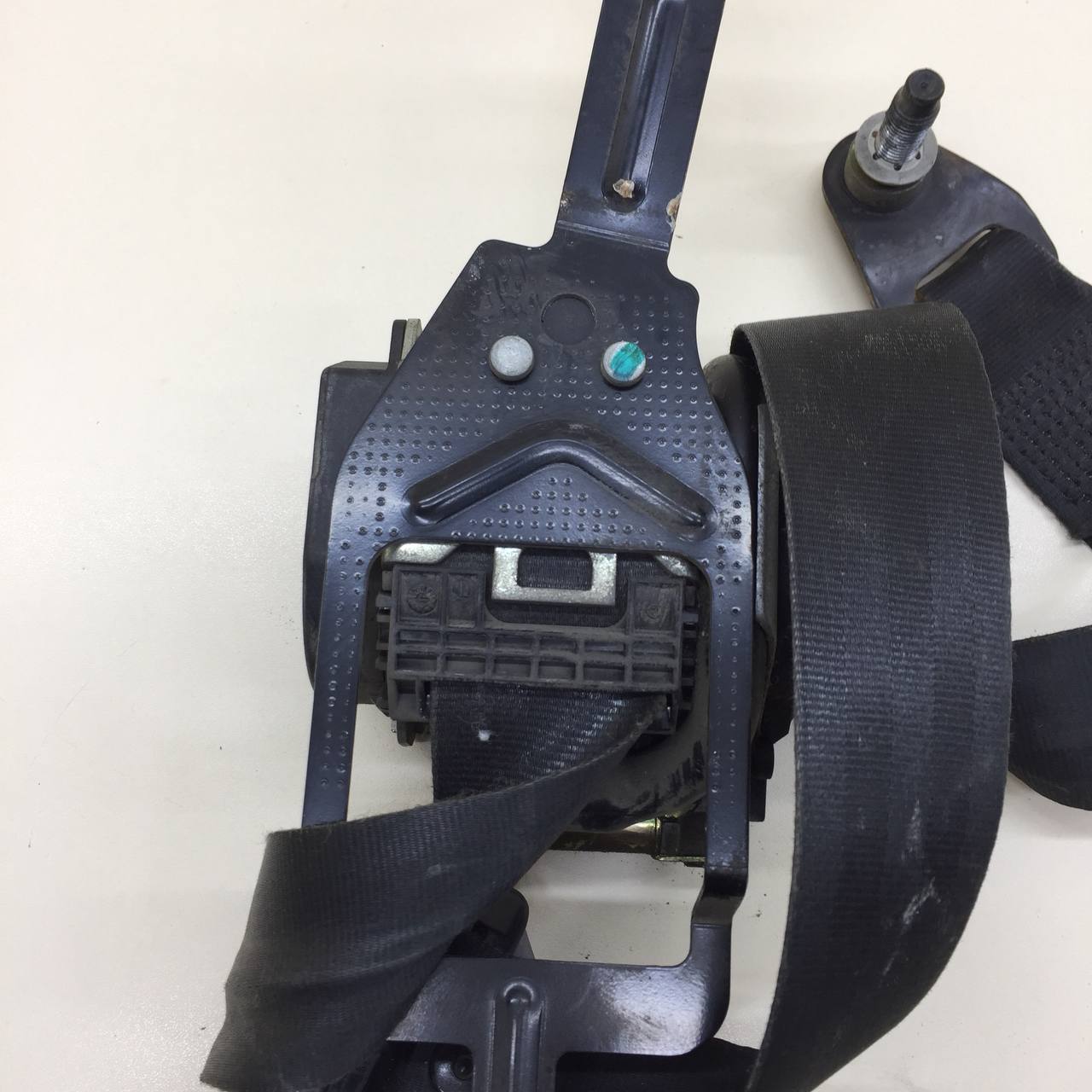 Ремень безопасности с пиропатроном Nissan Primera (P12) 2002-2007