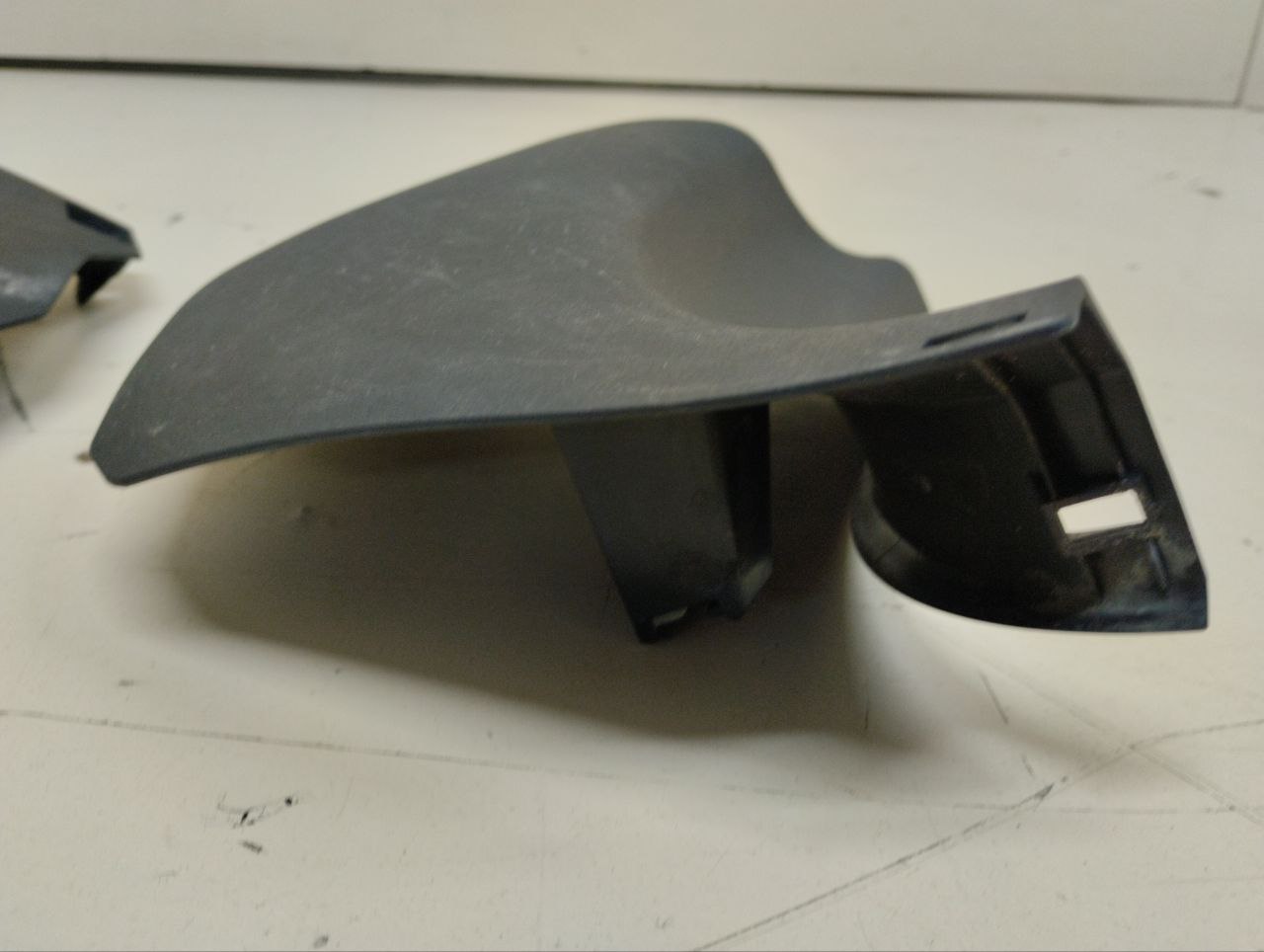 Накладка порога (внутренняя) Toyota Auris (E150) 2006-2012 Накладка порога (внутренняя) Toyota Auris (E150) 2006-2012