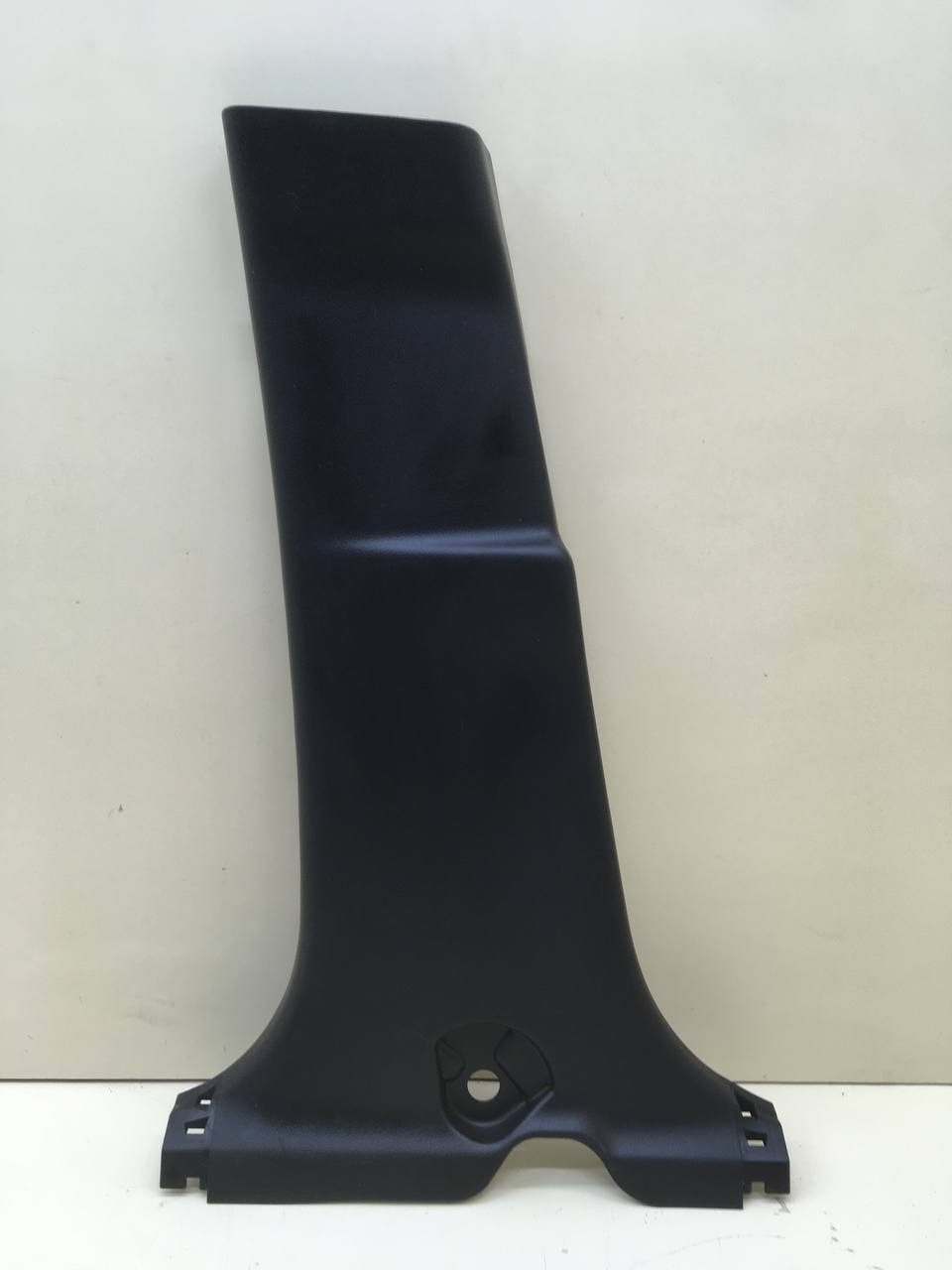 Обшивка стойки Lexus NX 200 (Z10) 2014-2021 Обшивка стойки Lexus NX 200 (Z10) 2014-2021
